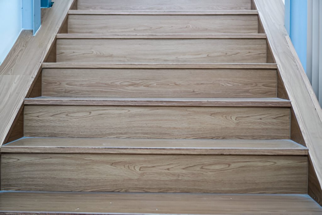 How to Install Vinyl Plank Stair Nosing: A Simple DIY Guide for Beginners