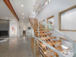 Cali Vinyl Flooring: A Beginner’s Guide to Stylish, Waterproof & Pet-Friendly Floors